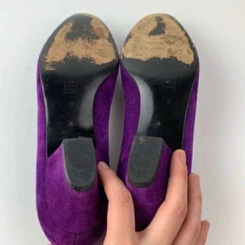 Bruno Magli heels 9 AA purple suede Italy gold - Picture 5 of 8